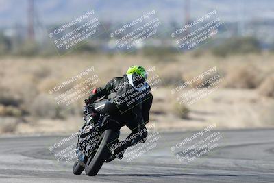 media/Dec-07-2025-CVMA (Sun) [[3e7d2de5dc]]/Race 5-Formula UL-CVMA Hooligans-American Thunder/